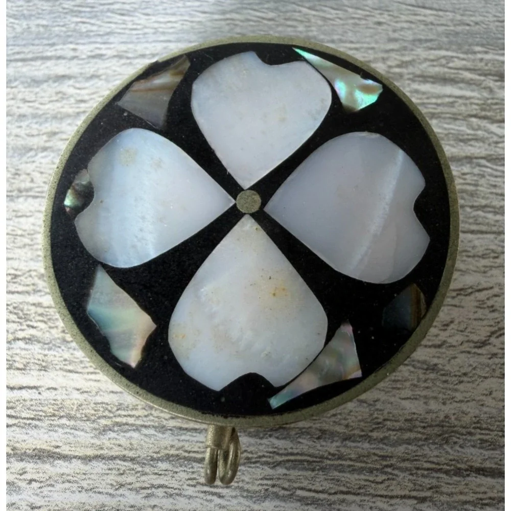 Vtg Alpaca Mexico Silver Onyx MOP Shell Flower Inlay Round Pill Trinket Ring Box